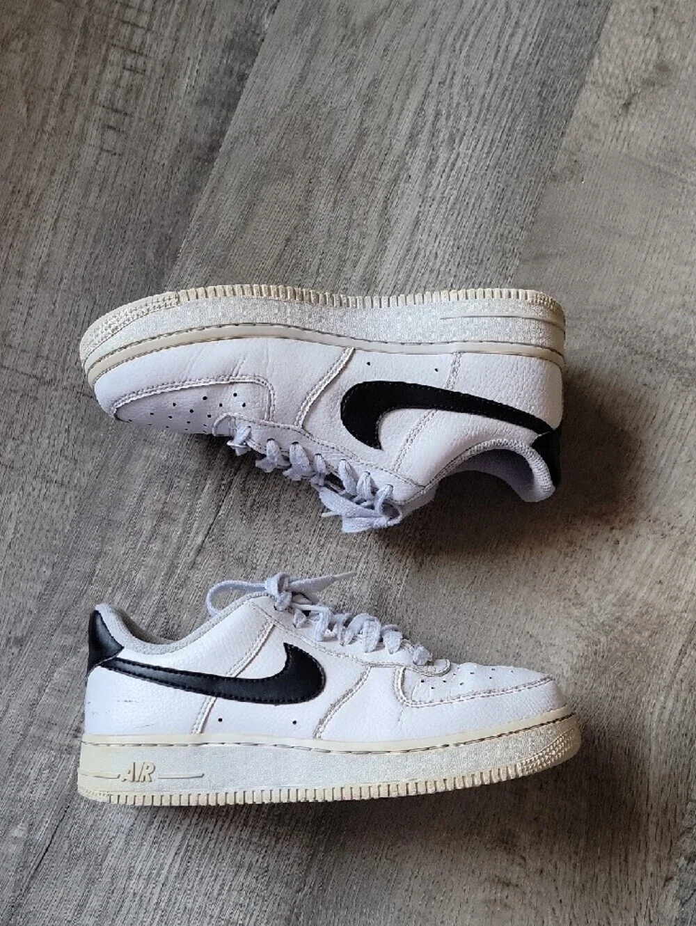 Women's 6.5 Nike White Sneakers with Black Swoosh